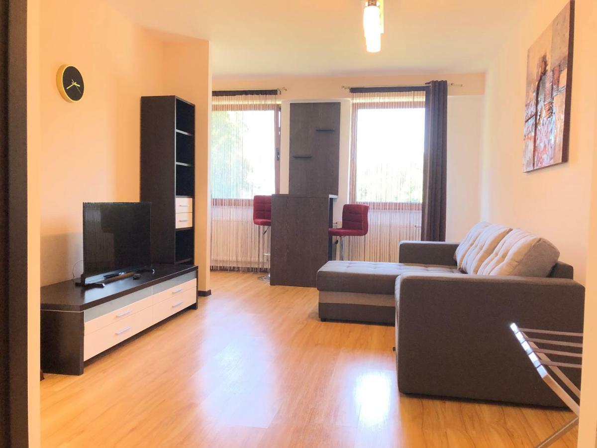 Iq Studio - Seasons Residence บราชอฟ ภายนอก รูปภาพ